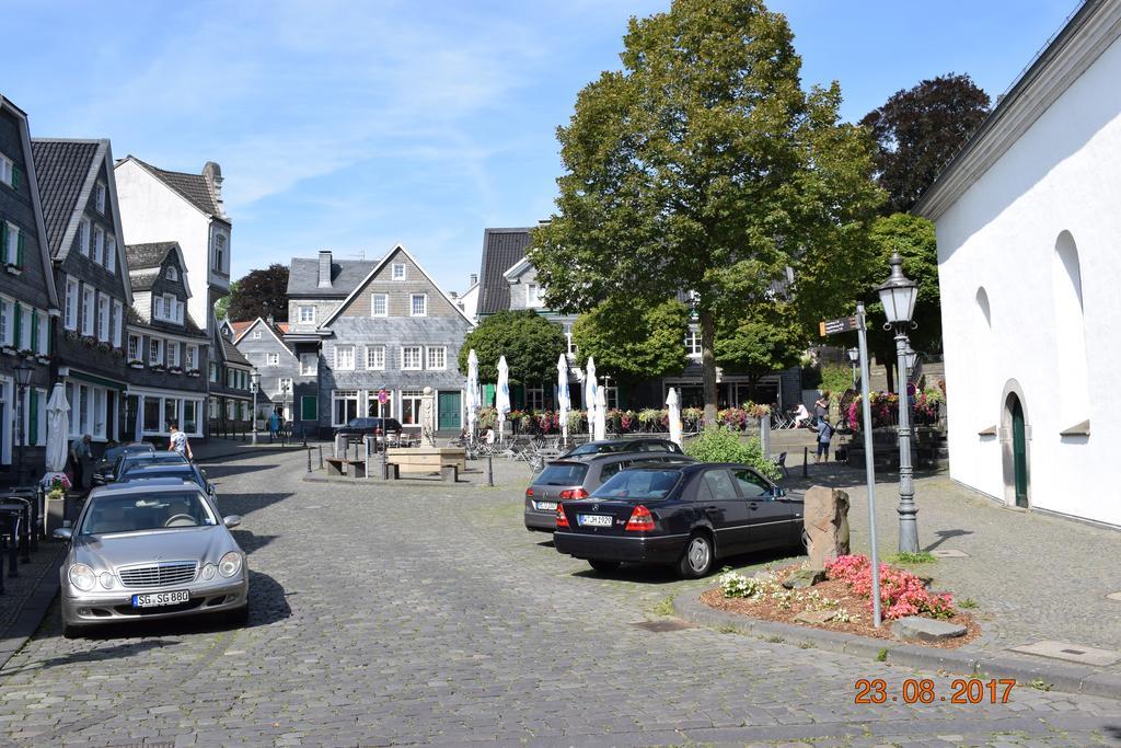 Messewohnung Graefrath Solingen Luaran gambar